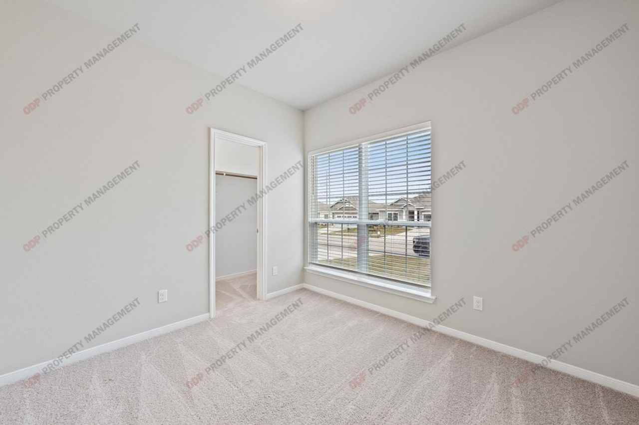 748 Gingham Trl - Photo 5 of 27