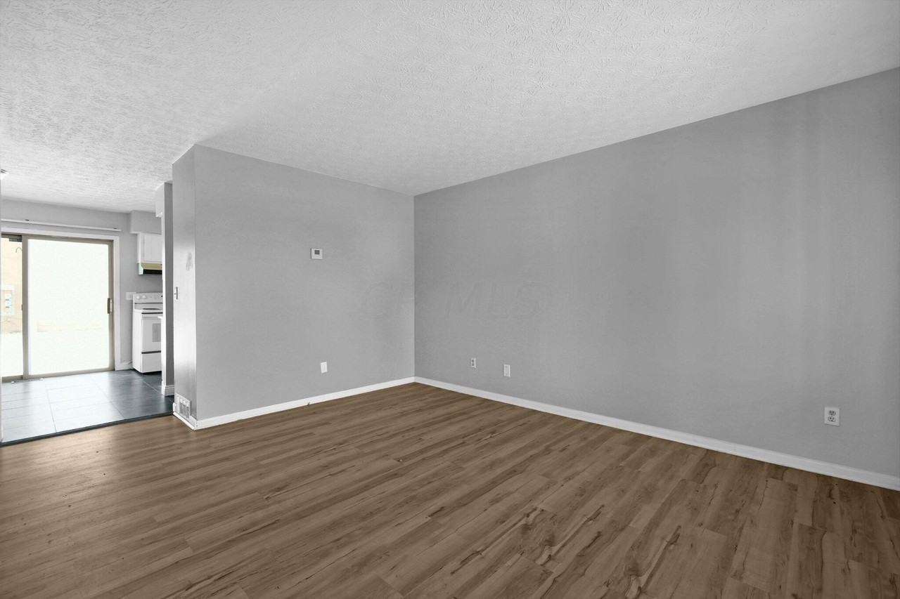 1882 Billingsley Rd - Photo 7 of 25