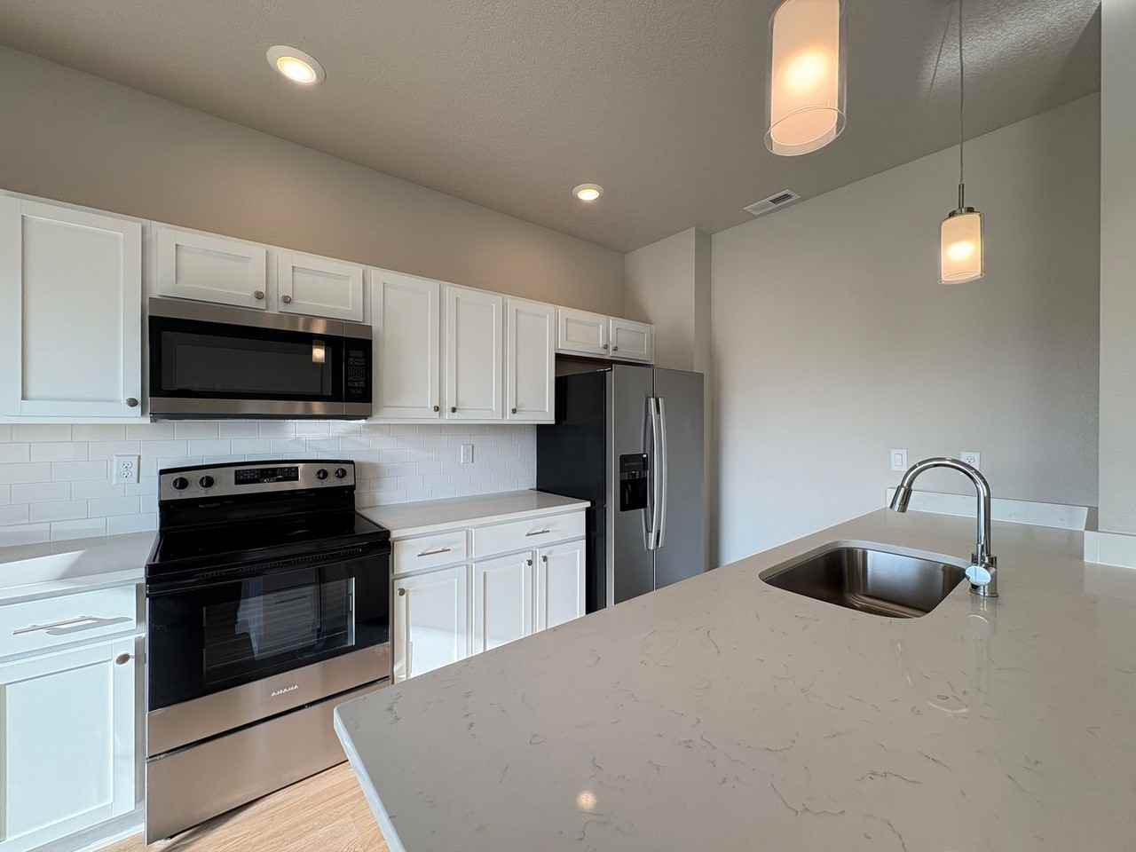 Edgeland Waukee! - Photo 7 of 22