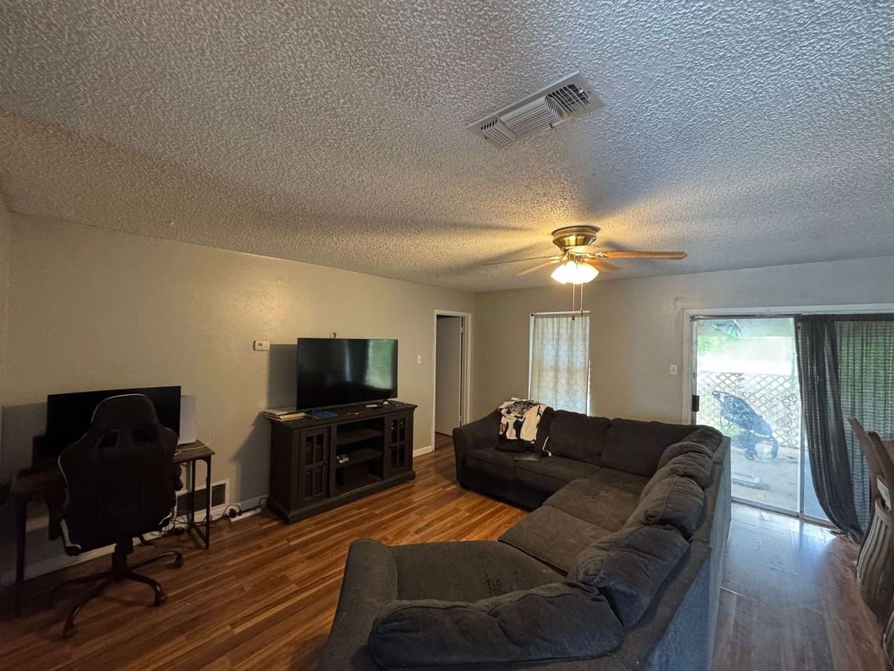 1821 S Fm 116 - Photo 3 of 9