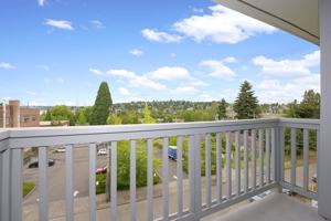 featured image of 49 W Dravus St