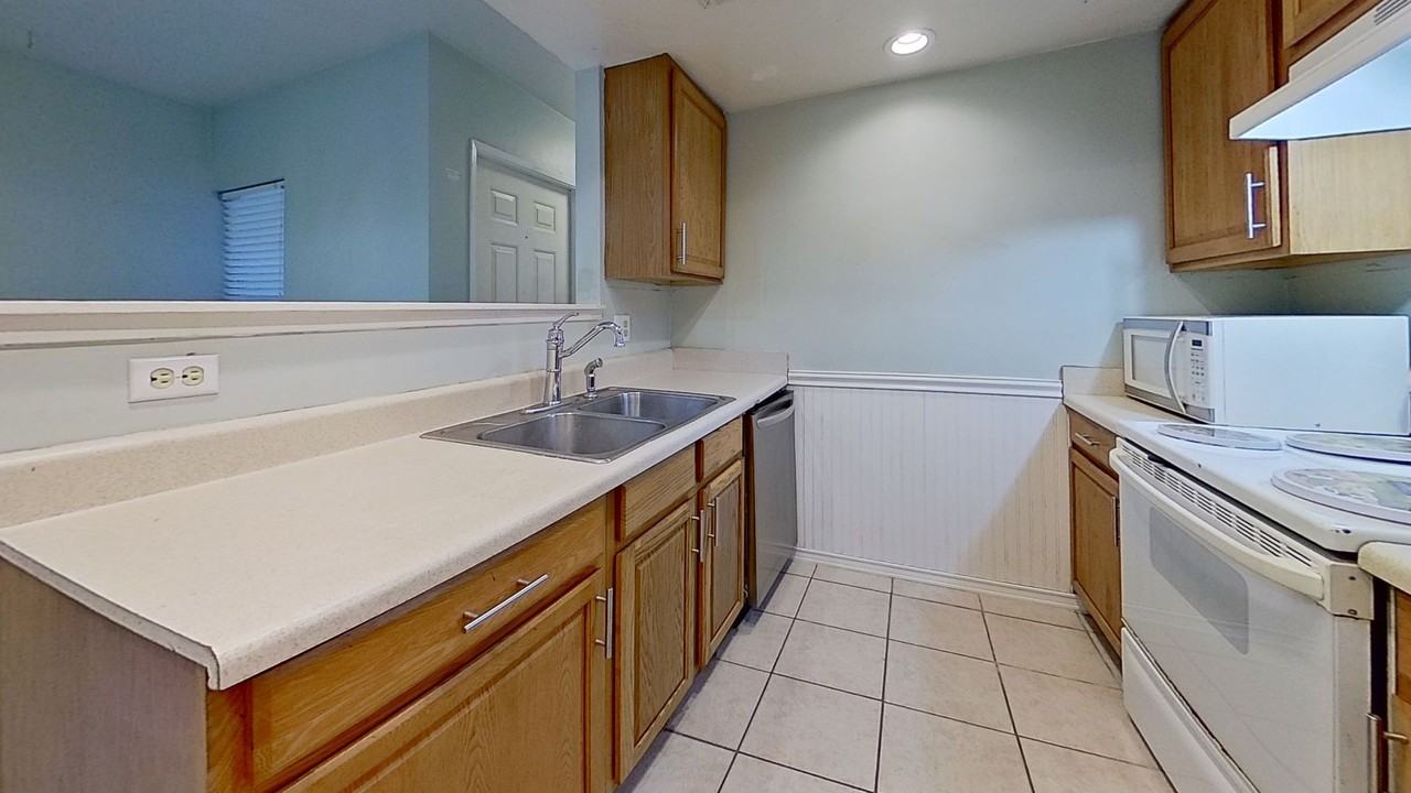 1246 Mayport Landing Cir - Photo 7 of 17