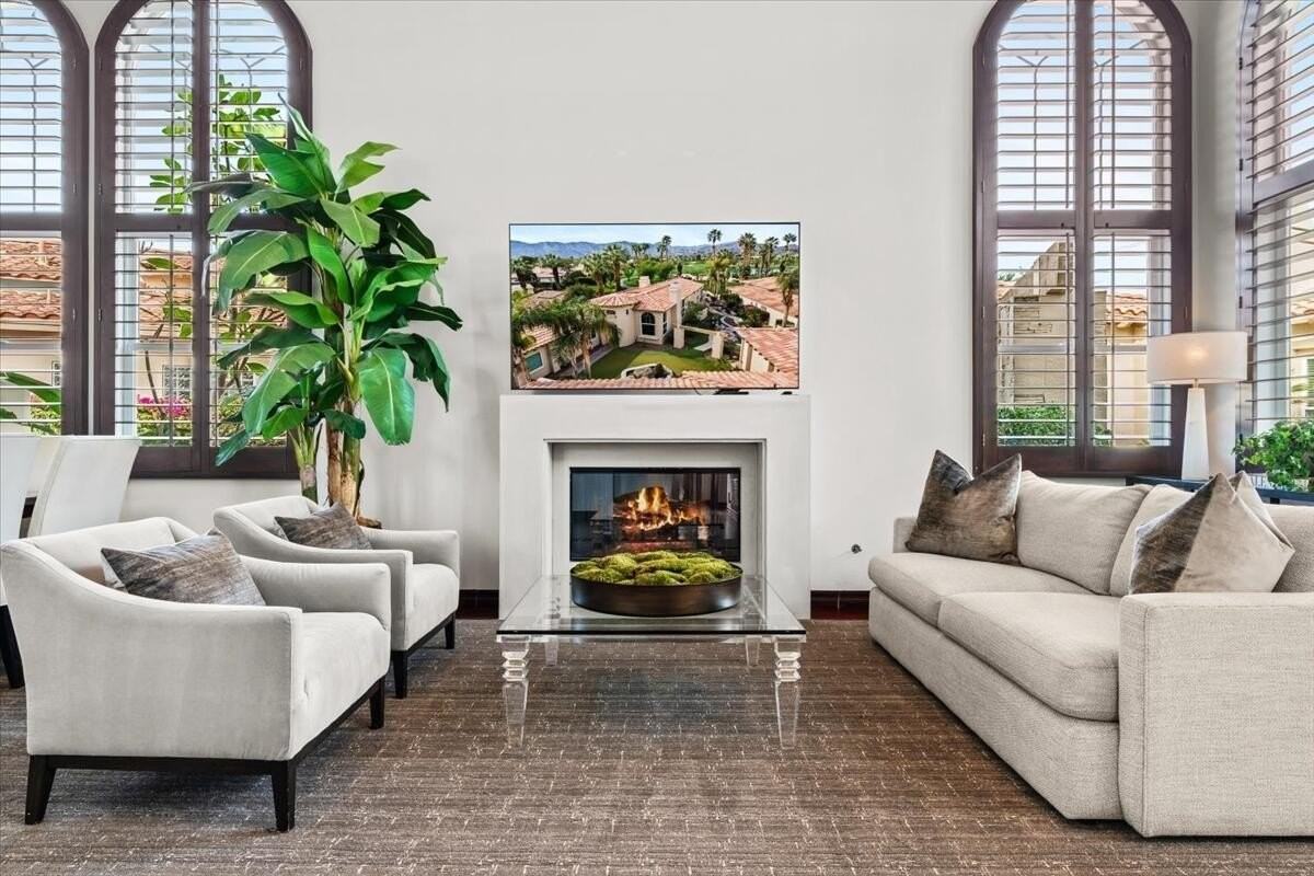 79910 Mission Dr E - Photo 2 of 36