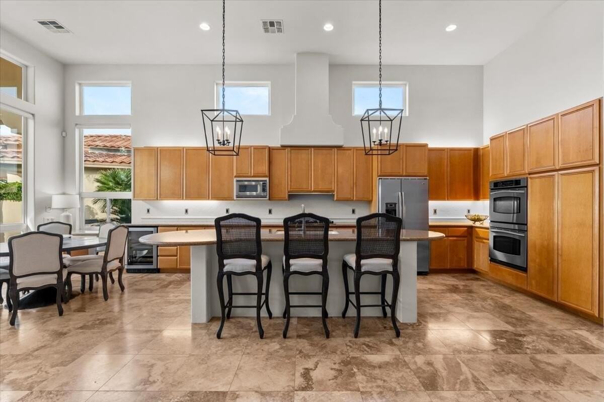 79910 Mission Dr E - Photo 7 of 36