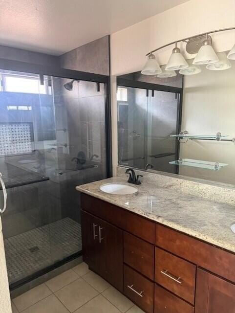 49084 Violet St - Photo 4 of 14