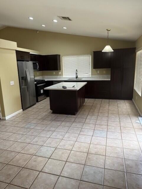 49084 Violet St - Photo 7 of 14