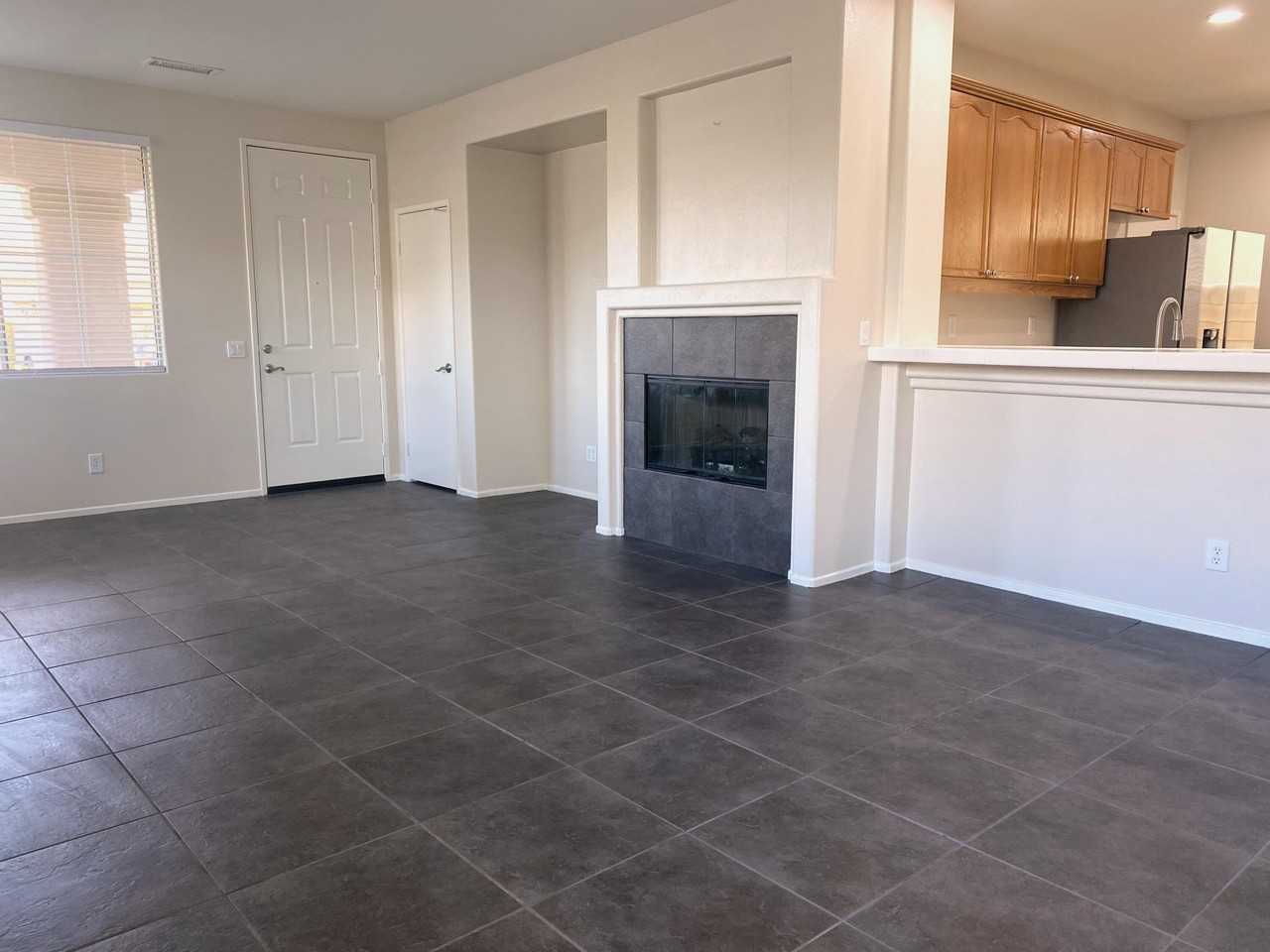 82903 Corte Lucia - Photo 2 of 22