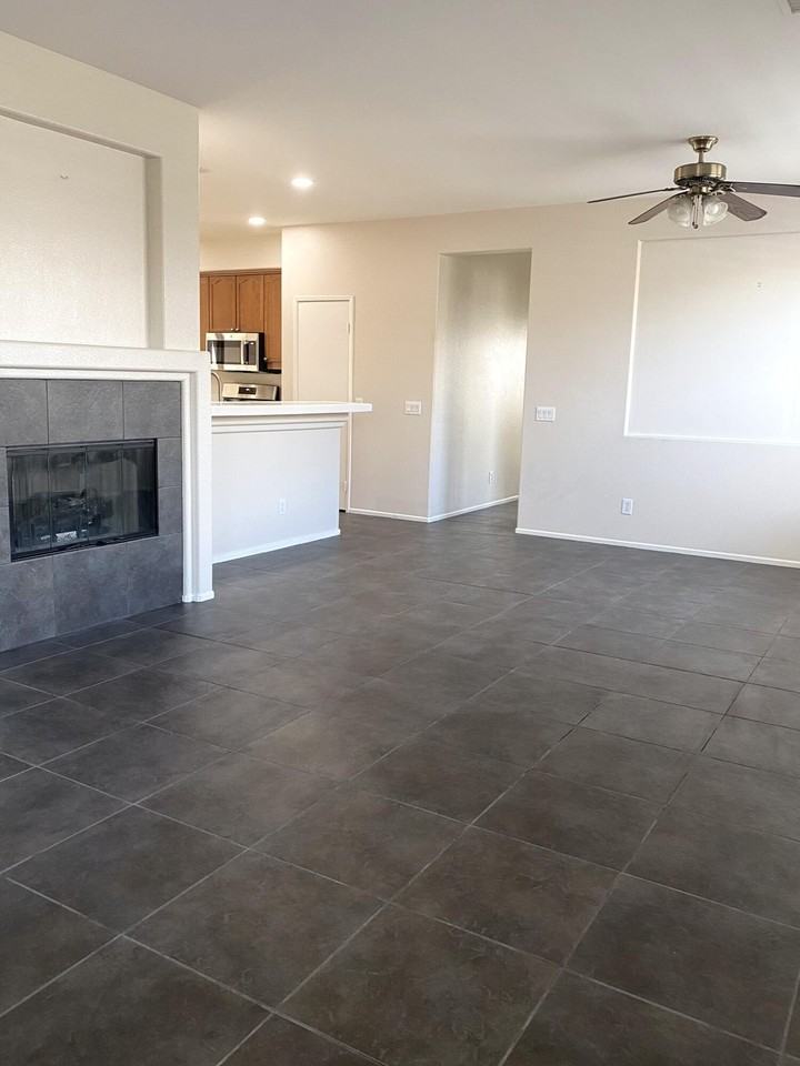 82903 Corte Lucia - Photo 3 of 22
