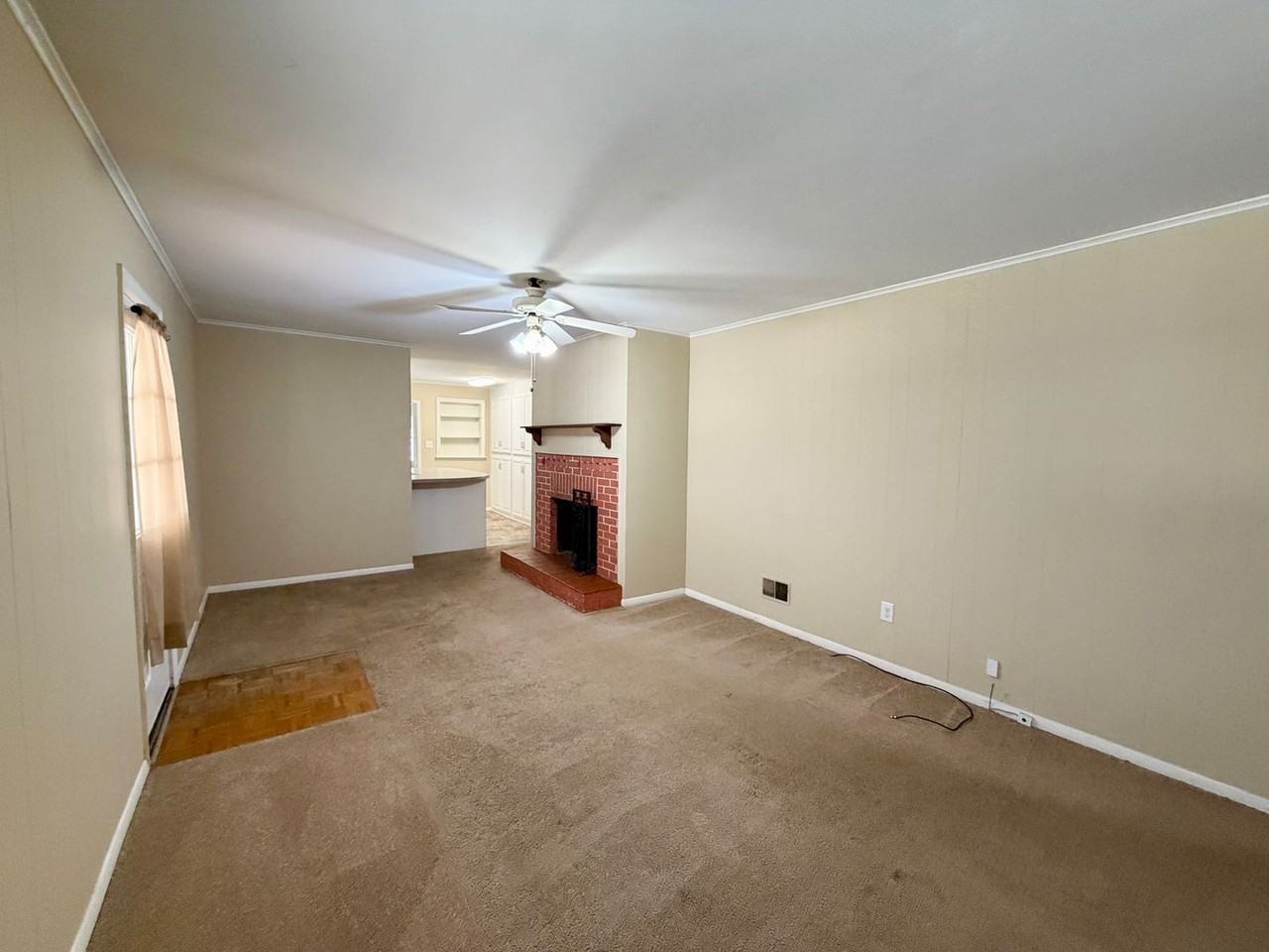 114 Fox St - Photo 4 of 22