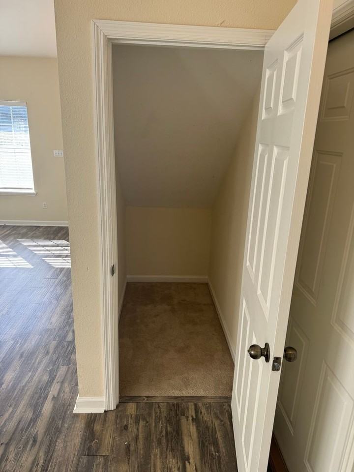 1945 Nena Hills Dr - Photo 5 of 14