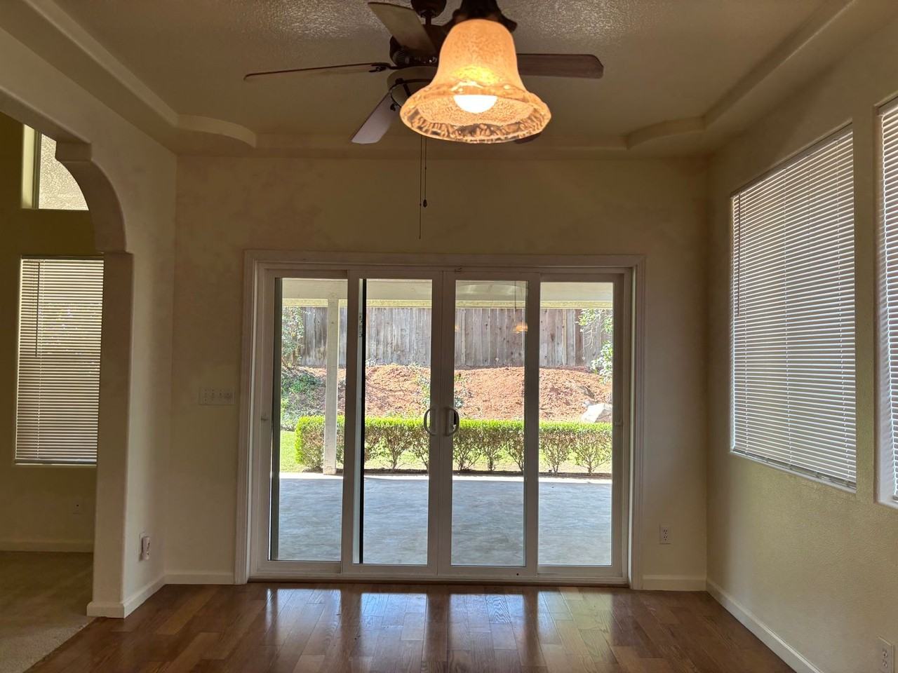 9161 N Woodlawn Dr - Photo 4 of 17