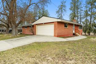 3825 E 18th Ave - Photo 1 of 1