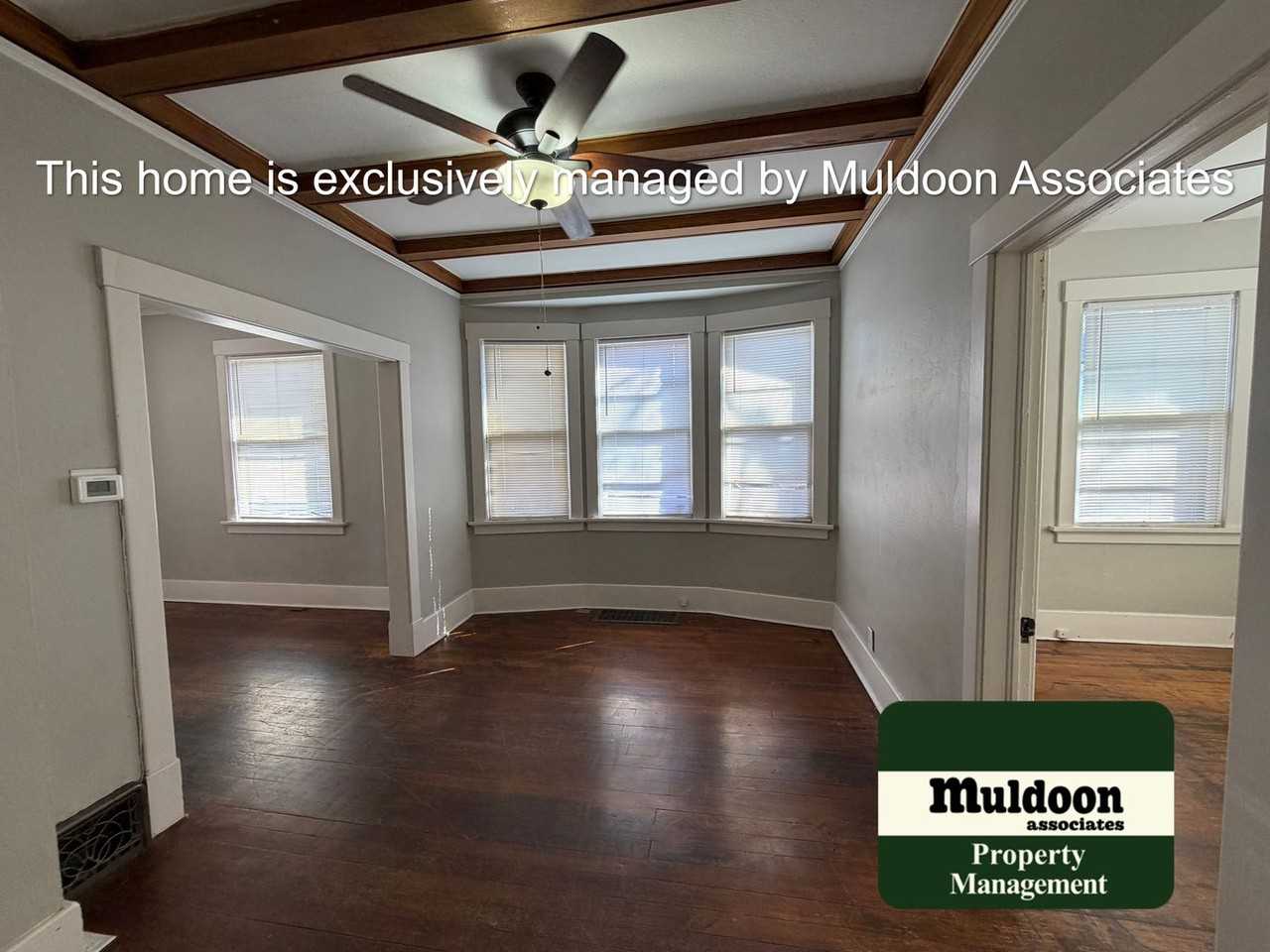 705 E Platte Ave - Photo 6 of 26