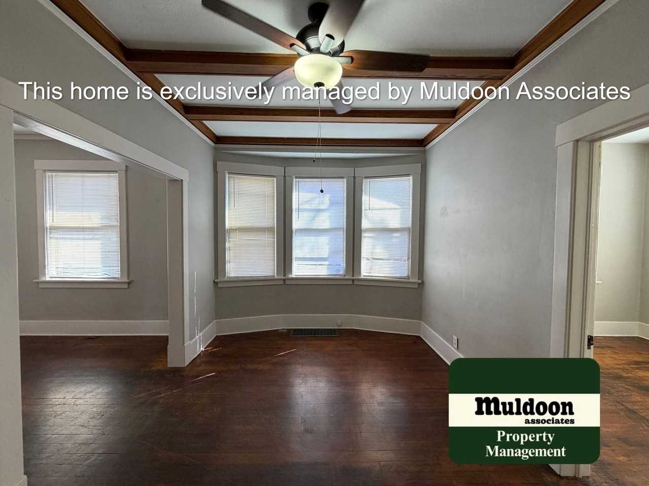 705 E Platte Ave - Photo 7 of 26