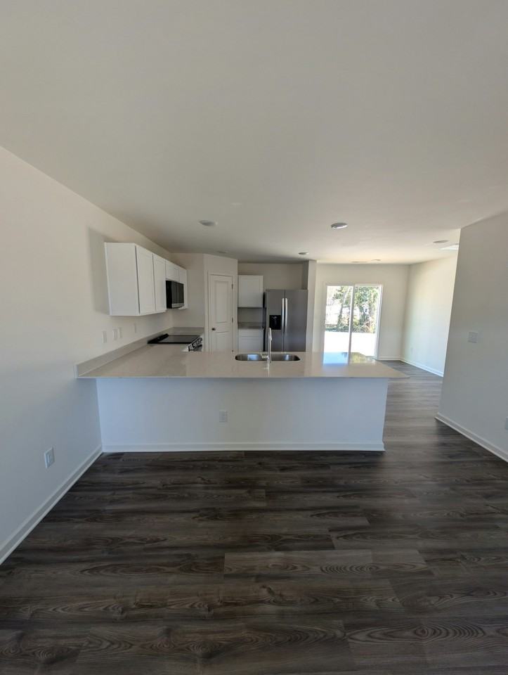 807 Cedar Dr - Photo 6 of 30