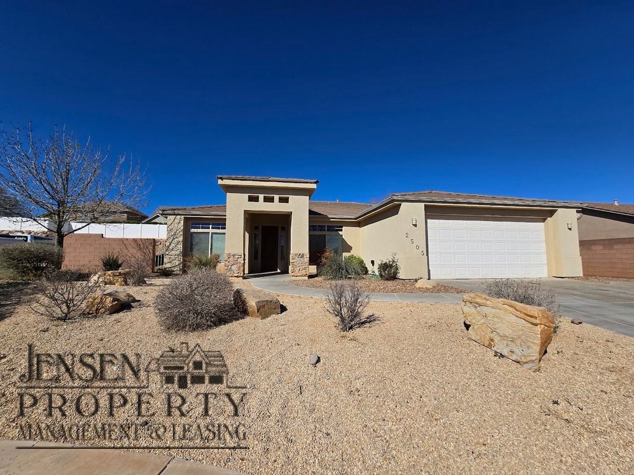 2505 E 10 North Cir - Photo 2 of 35