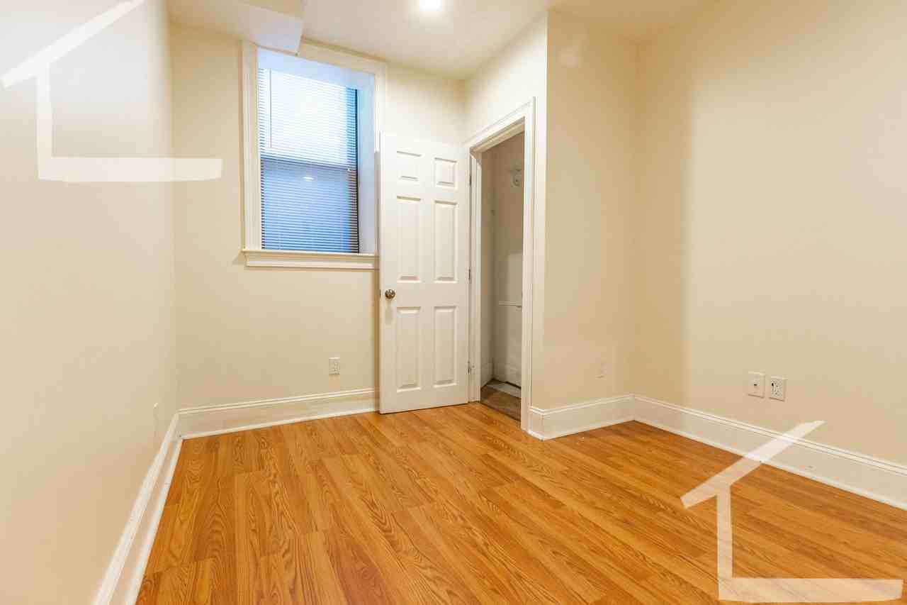 1189 Beacon St - Photo 6 of 13