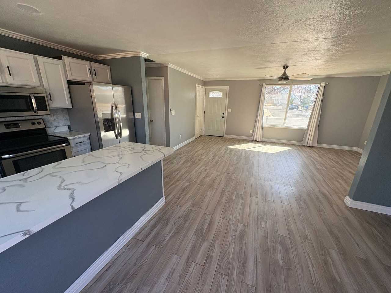 14755 E Dartmouth Ave - Photo 7 of 29