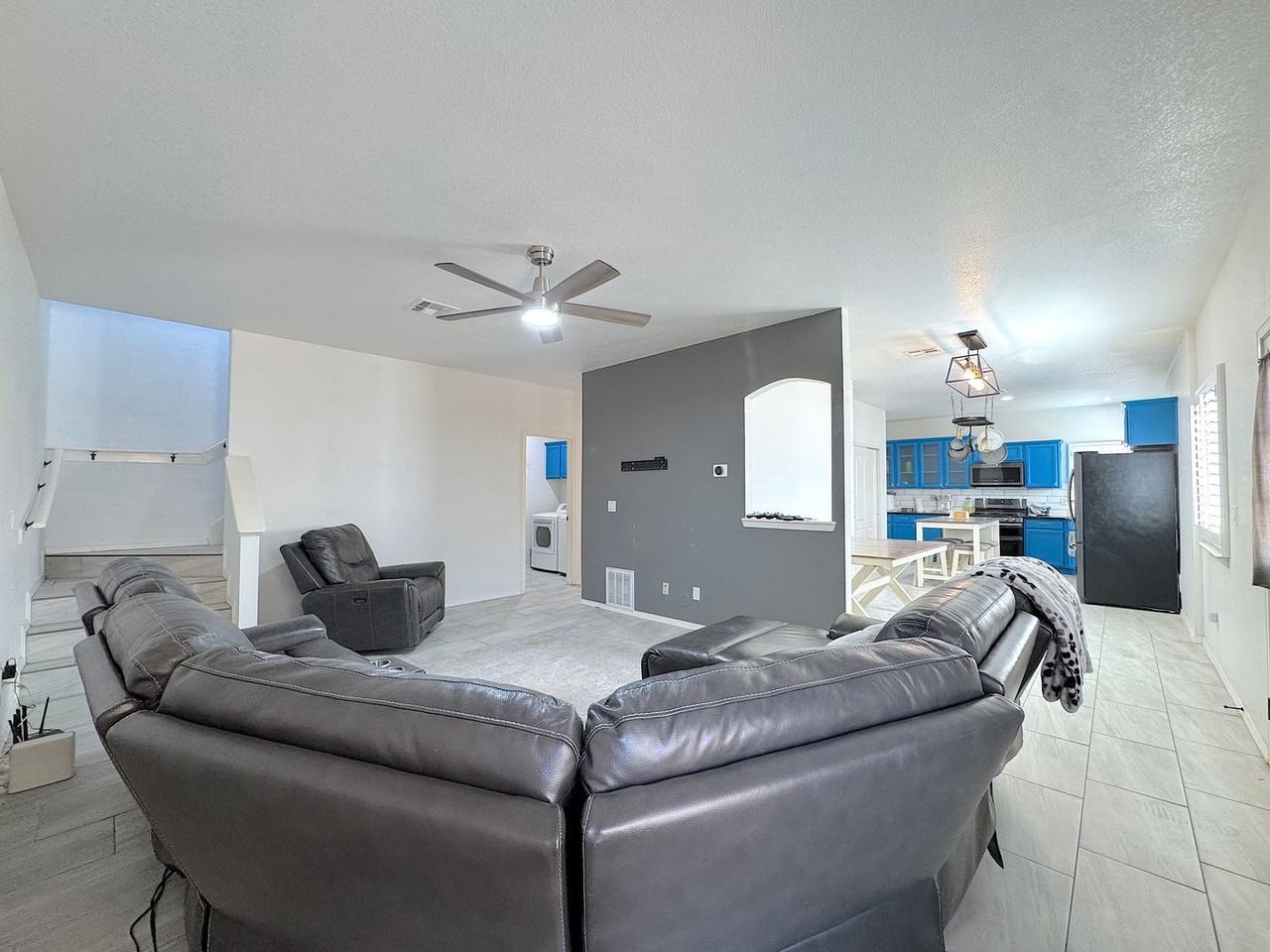 14226 Otter Point Dr - Photo 7 of 34