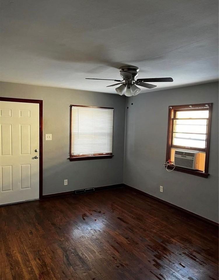 156 Fermo Ave - Photo 4 of 9