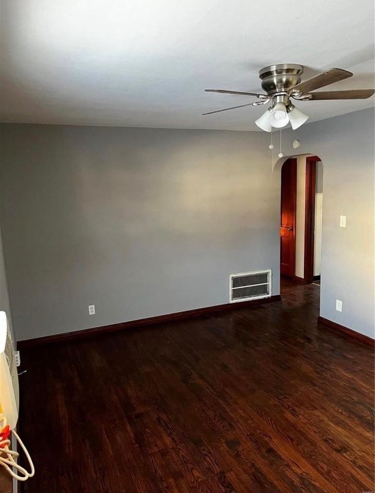 156 Fermo Ave - Photo 5 of 9