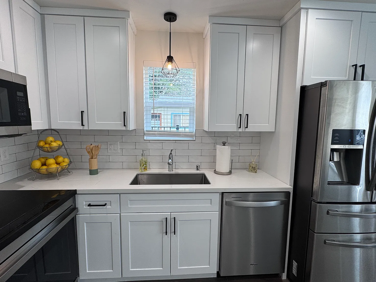5511 San Francisco Blvd - Photo 3 of 19