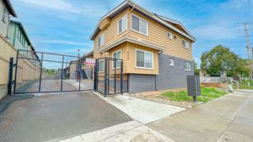 featured image of 424 Emerald Ave