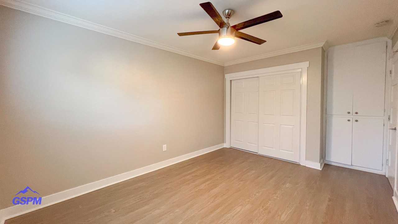 Emerald Ave Apartments - Photo 7 of 25