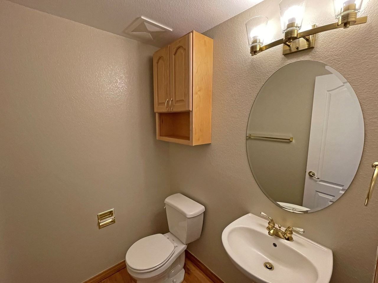 8304 Old Exchange Dr - Photo 7 of 43