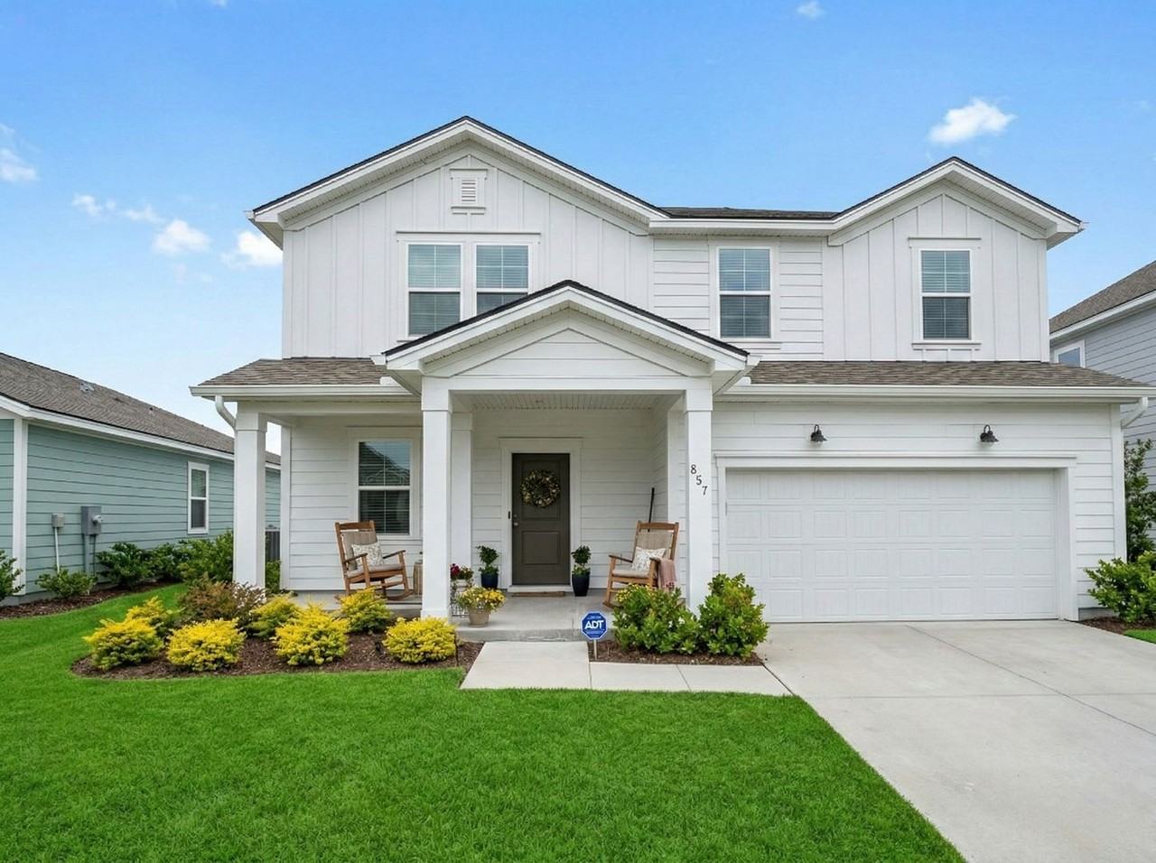 857 Longleaf Dr - Photo 2 of 28