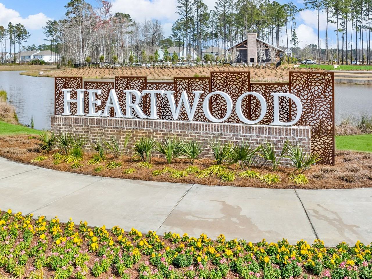 857 Longleaf Dr - Photo 3 of 28