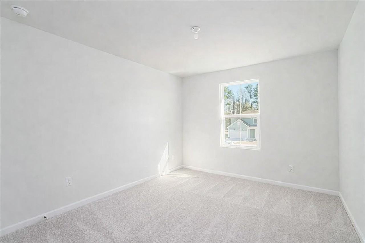 857 Longleaf Dr - Photo 6 of 28