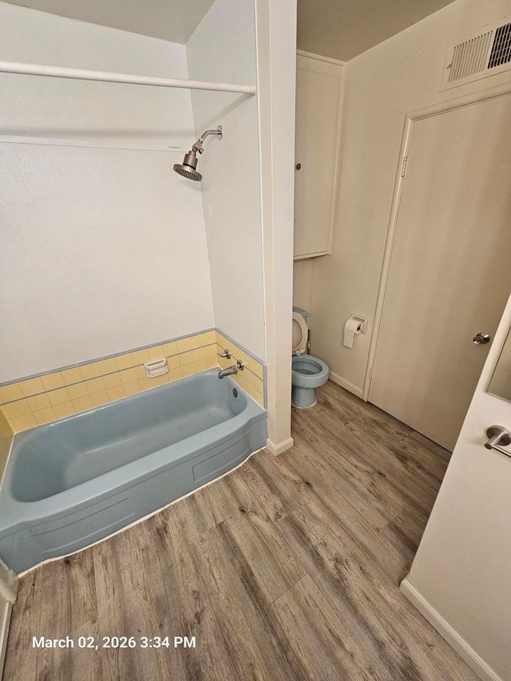 620 N Beatrice Dr - Photo 5 of 11