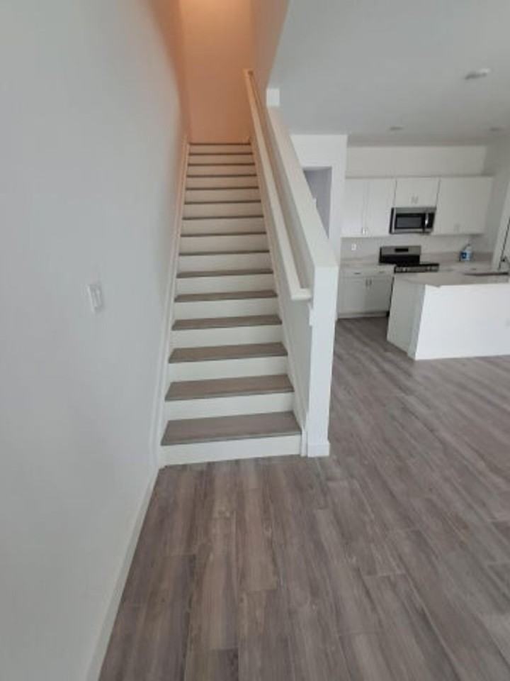 4328 Hammock Grove Dr - Photo 3 of 12