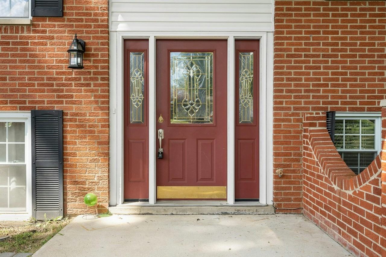 2045 La Grange Road - Photo 5 of 40