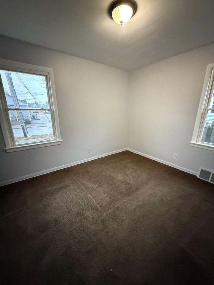 18404 Neff Rd - Photo 5 of 7