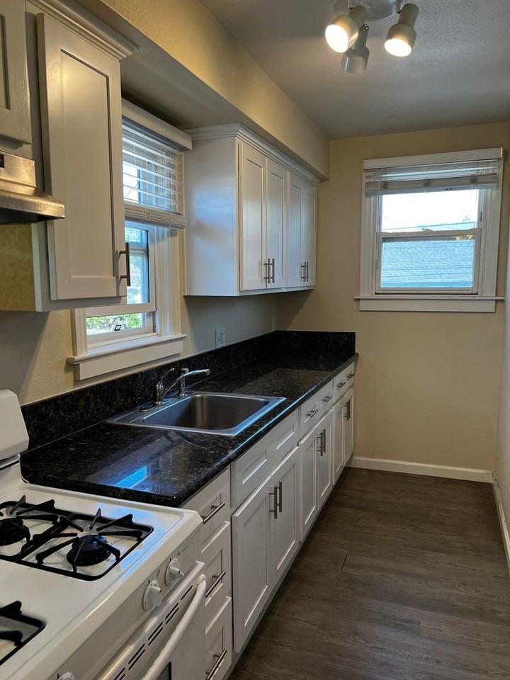 6524 Bright Ave #6 - Photo 5 of 10