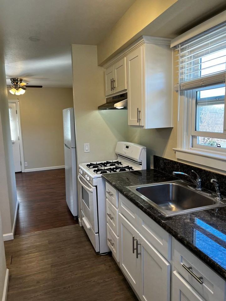 6524 Bright Ave #6 - Photo 6 of 10