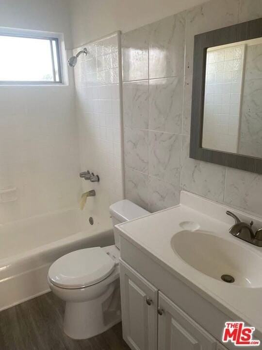 1413 N Kenmore Ave Apt 4 - Photo 7 of 7