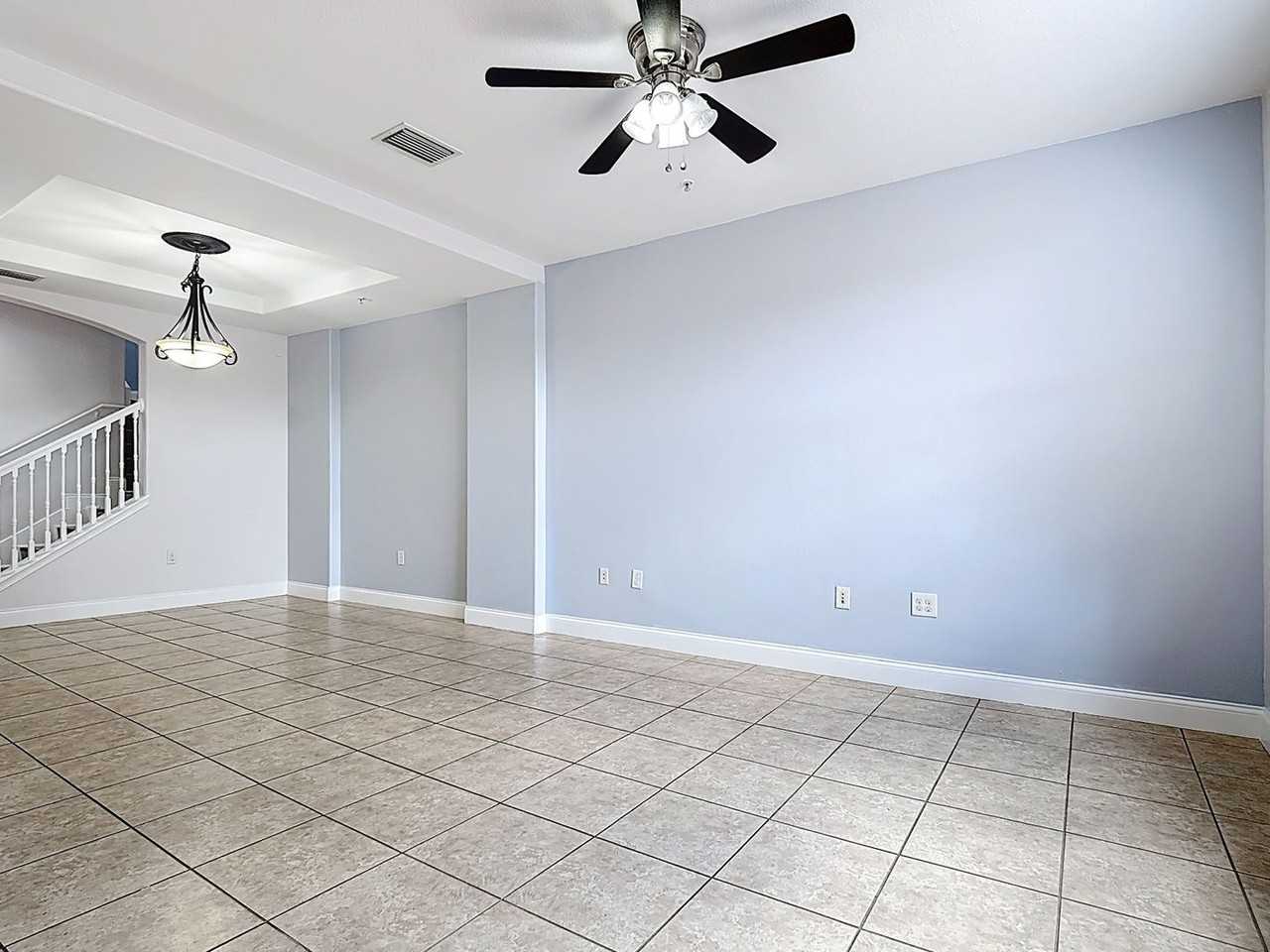 2380 Bella Vista Dr - Photo 3 of 50