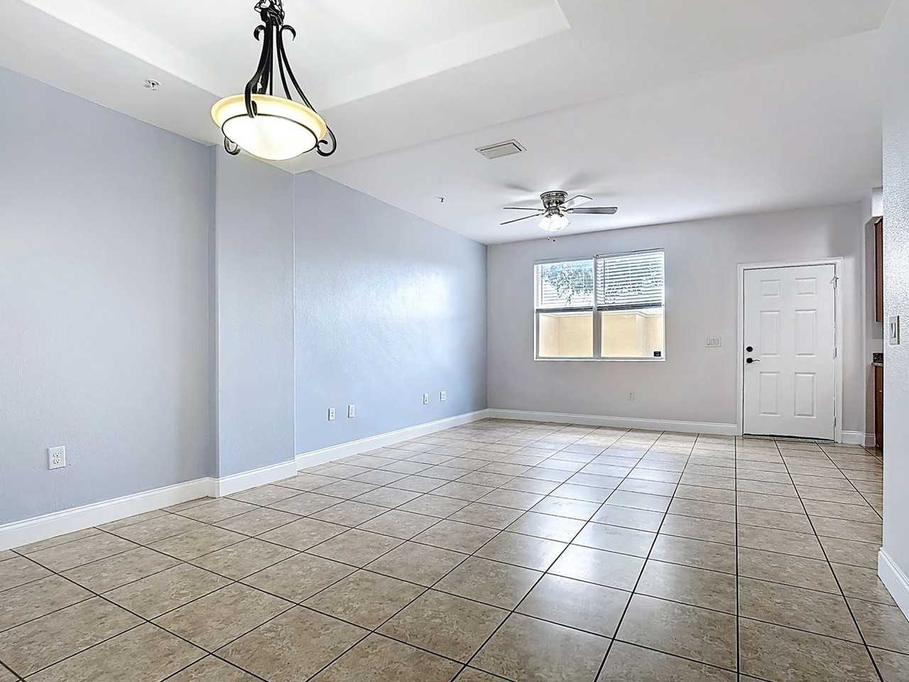 2380 Bella Vista Dr - Photo 4 of 50