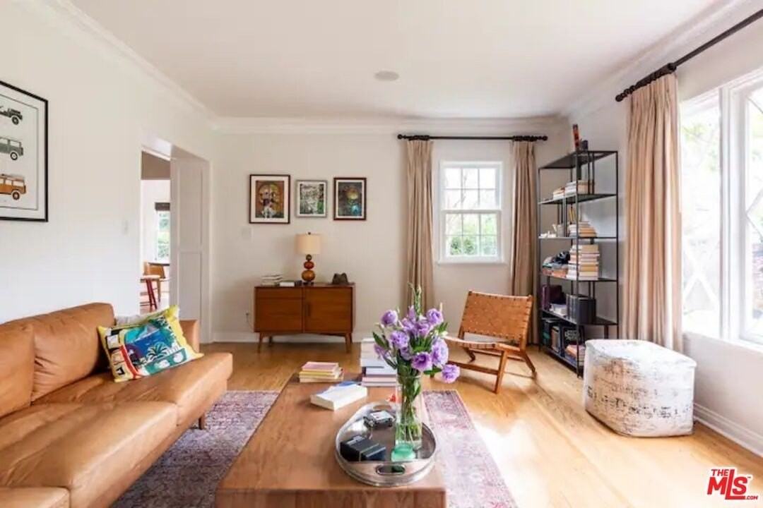 1972 Stearns Dr - Photo 6 of 32