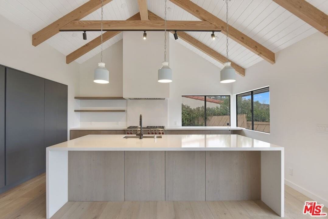 24728 Vantage Point Ter - Photo 6 of 36