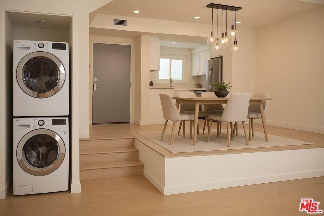 508 N Kings Rd Apt 1 - Photo 6 of 15