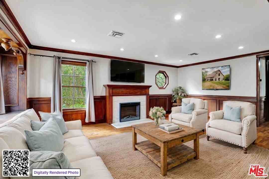 5155 Densmore Ave - Photo 4 of 43