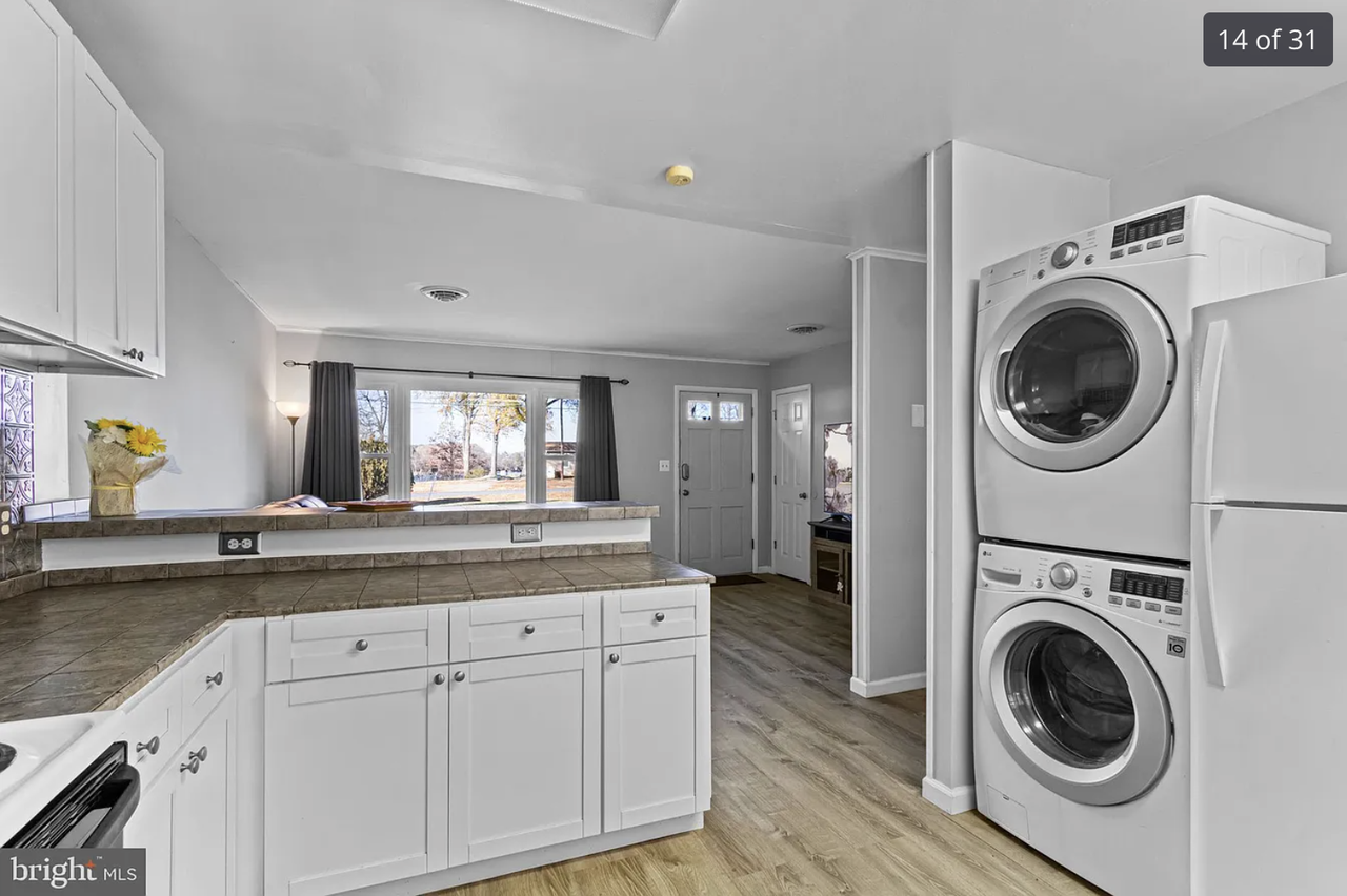 206 Mattox Ave - Photo 6 of 25