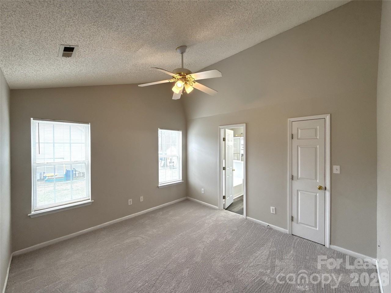 1511 Hudson Graham Ln - Photo 7 of 14