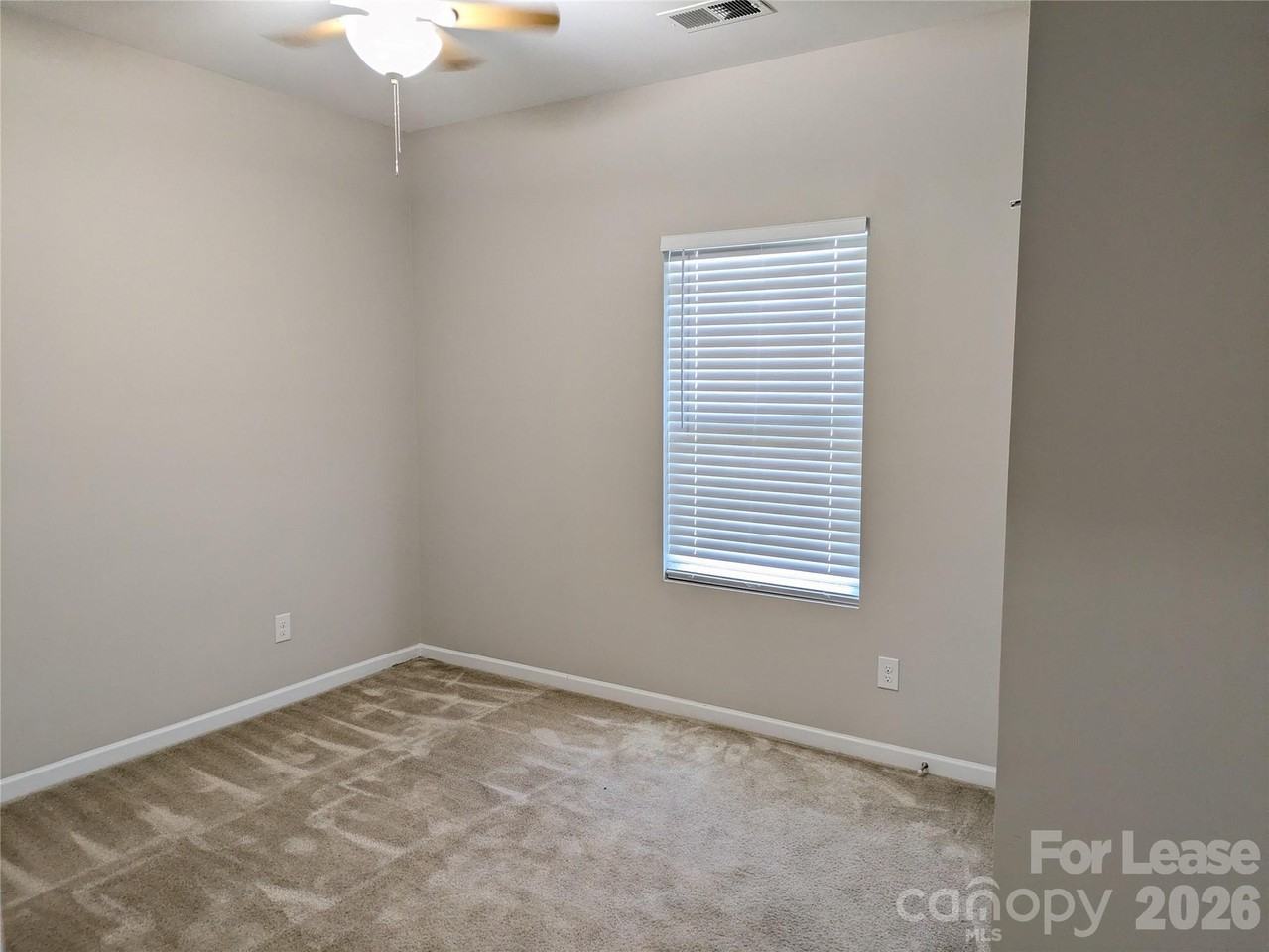 110 E Neel Ranch Rd - Photo 5 of 37