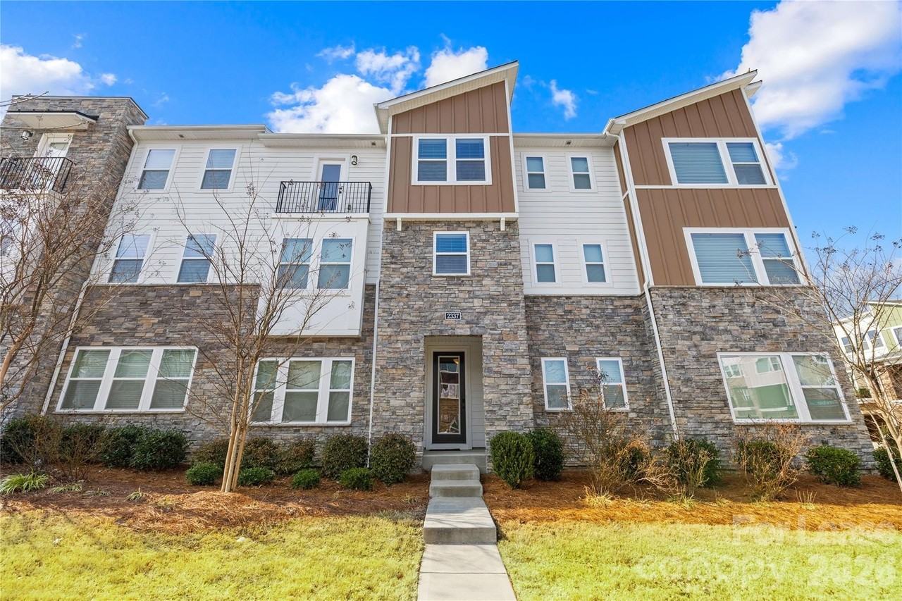 2337 Aria Park Dr - Photo 2 of 37