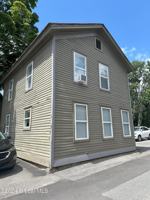 featured image of 9 Bolster Ln